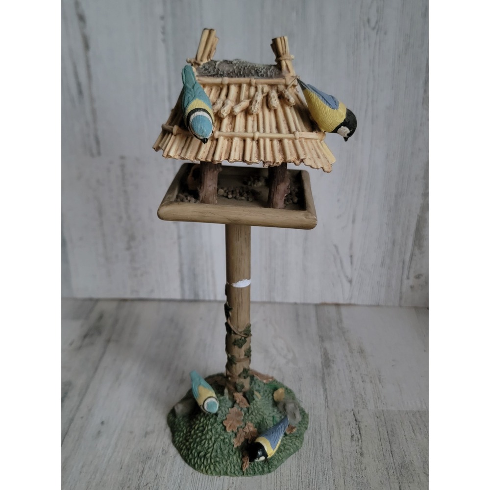 Hallmark blue jay birdhouse unique figure feeder bird Xmas home decor